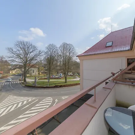 Moderni S Terasou A Vyhledem Doksy (Liberec)
